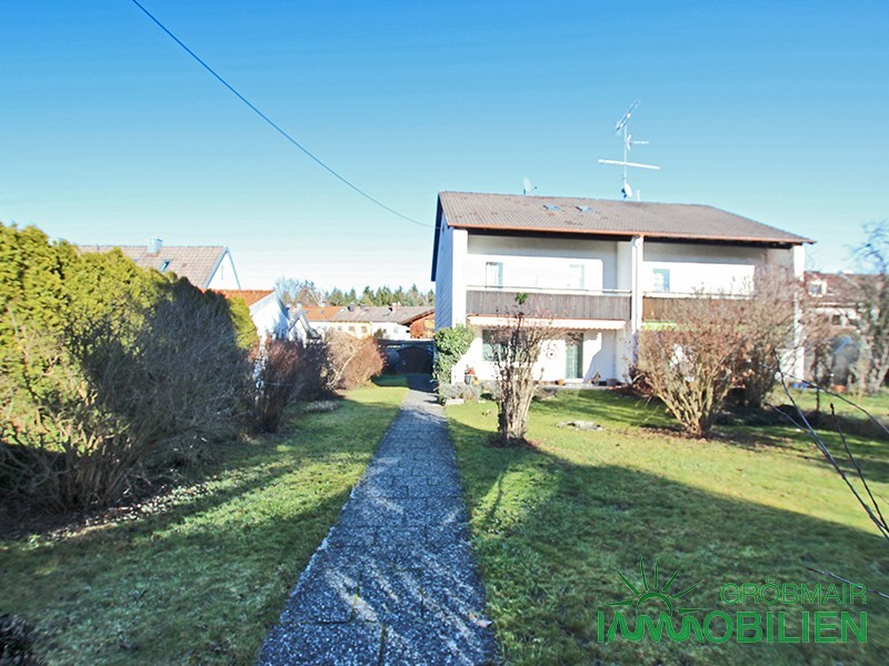 Ansicht - Familienfreundliche Wohnlage mit Gestaltungsspielraum auf sehr großem Grundstück