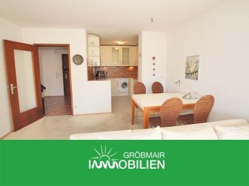 Essbereich und Küche - Sonnige Wohnung mit Aufzug, Einkauf um die Ecke