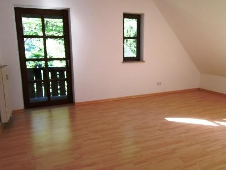 Wohnraum - beziehbares Stadtappartement mit Blick ins Grüne