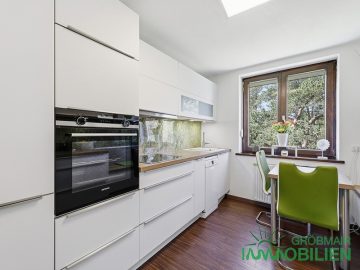 moderne Einbauküche - Parkwohnen an den Isarauen – traumhafte 3–4-Zimmer-Wohnung mit Südbalkon, neuwe. Wohlfühlbad
