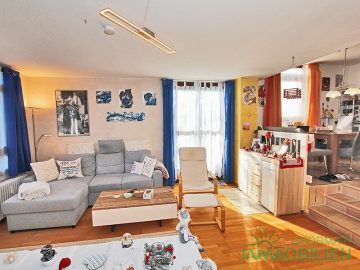 Wohnzimmer 2 - 4-5 Zimmer Familienwohnung mit Garten