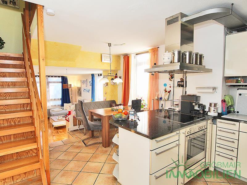 Kochen und Essen - 4-5 Zimmer Familienwohnung mit Garten